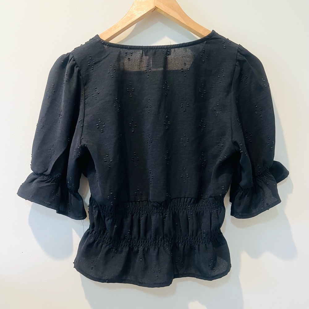 Urban Romantics Black Embroidered Cropped Blouse Size S - Picture 5 of 9
